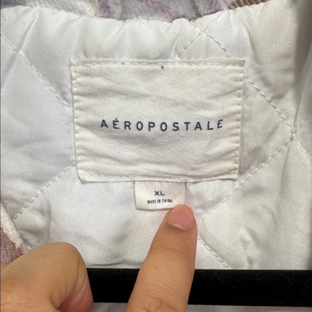 AEROPOSTALE Chunky Cute Plaid Button Down Shacket - Picture 4 of 9